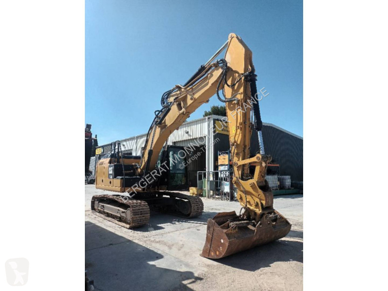 Rýpadlo Caterpillar 323E