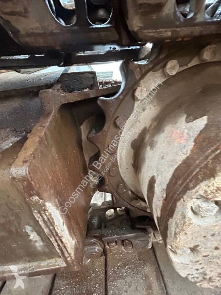 جرافة Komatsu LC7