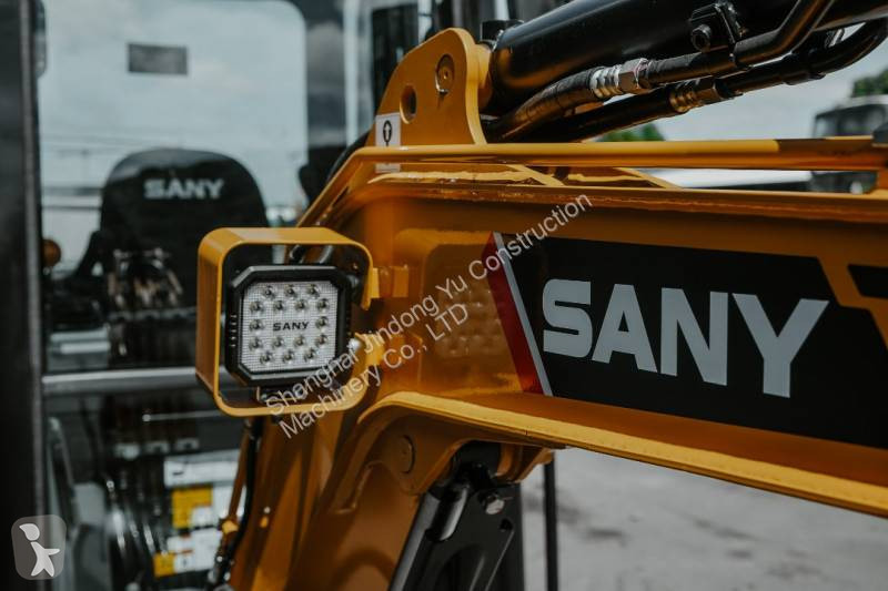 جرافة Sany SY18