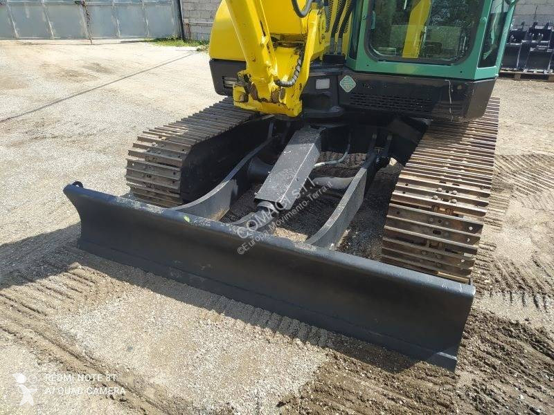 جرافة Yanmar