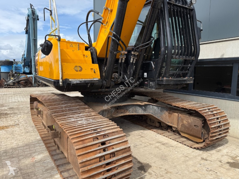Lopatový nakládač JCB 300 LC 4F - 300 -