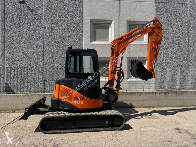 جرافة Hitachi