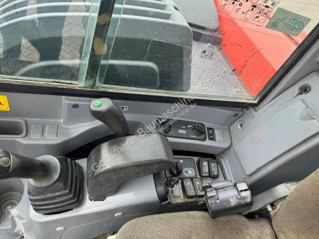 جرافة Kubota KX 080-4