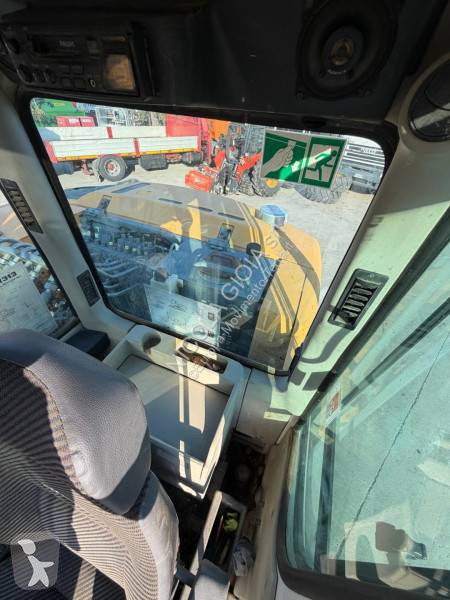 جرافة Liebherr