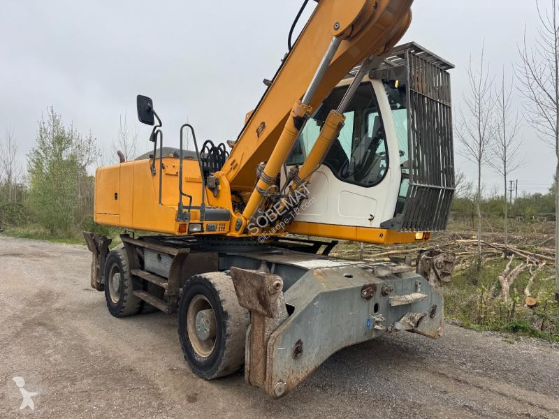 جرافة Liebherr A904C