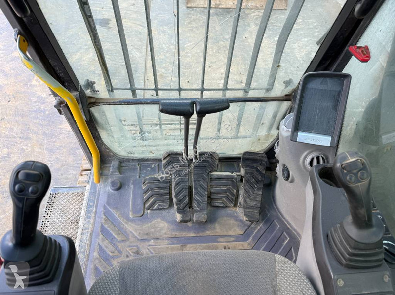 Rýpadlo Volvo EL - Quick Coupler / Hammer Lines...