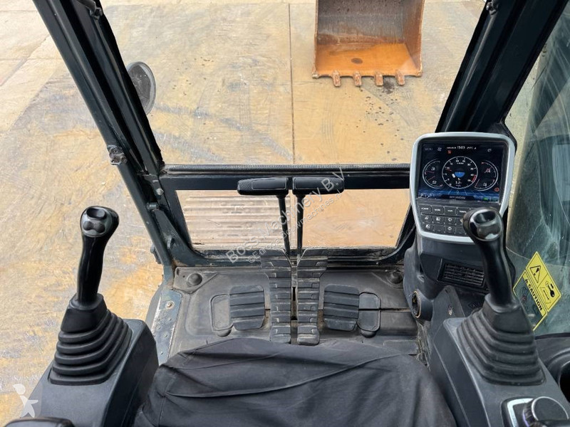 Rýpadlo Hyundai HX380 AL - Hammer Lines / Quick...