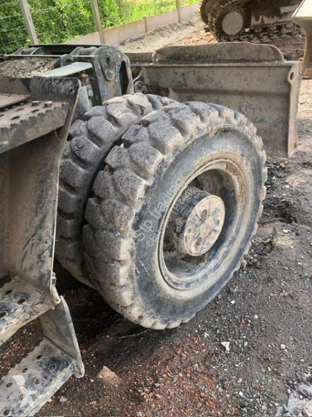 جرافة Hidromek 140W-3B