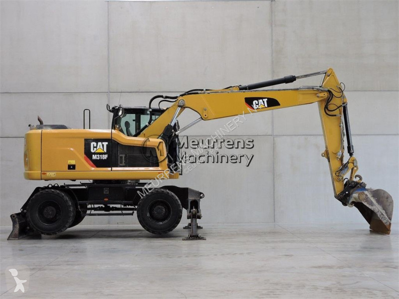 جرافة Caterpillar F