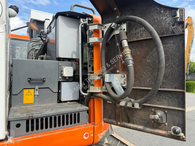 جرافة Liebherr Compact | A/C