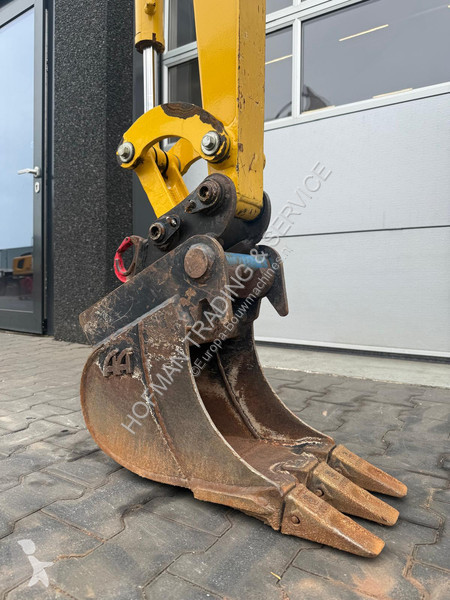 Skovl Komatsu PC16R-3HS