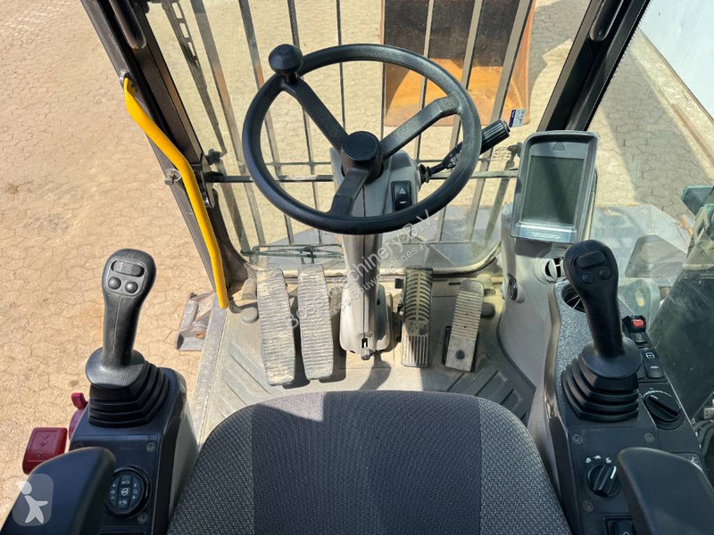جرافة Volvo - German Machine / Triple Boom