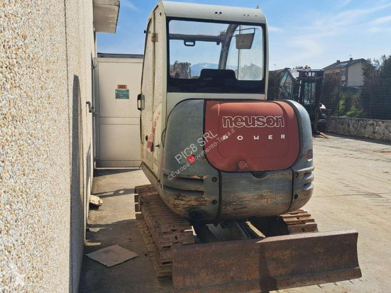 Pelle Neuson 3003 RDV