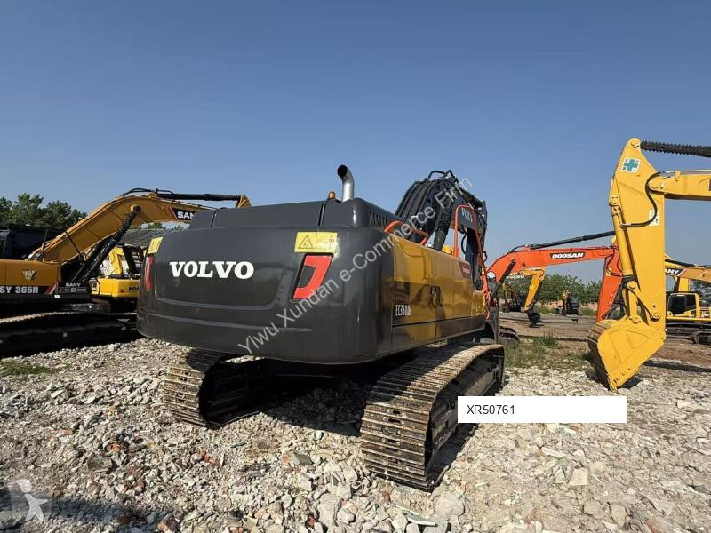 Lopatový nakládač Volvo DL