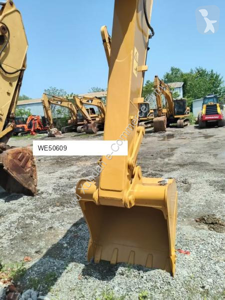 جرافة Caterpillar 2L