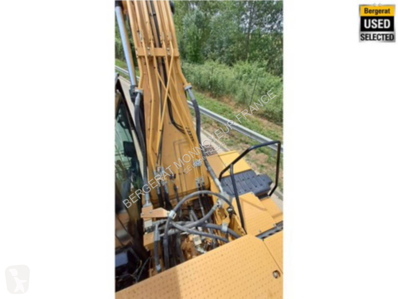 Excavadora Caterpillar