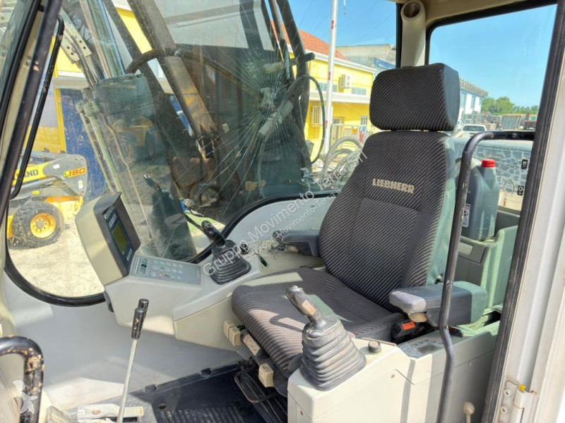 جرافة Liebherr