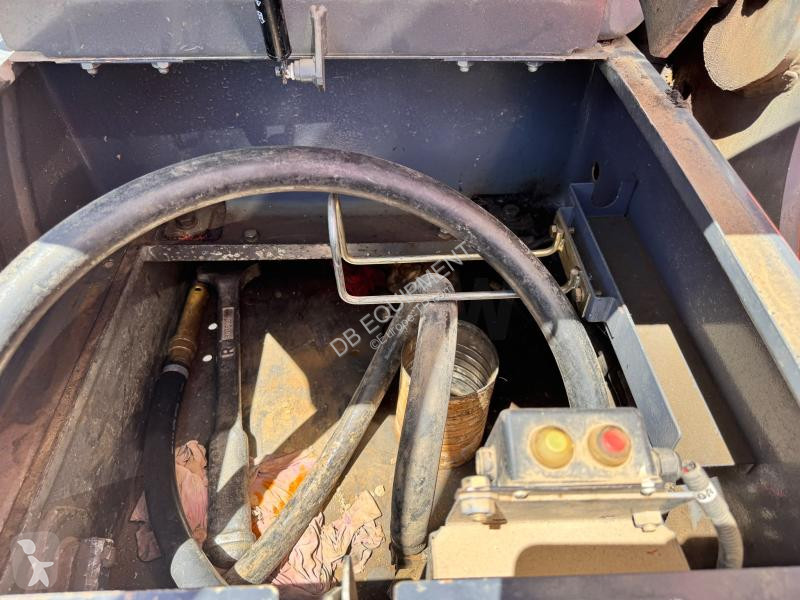 Escavatore Hitachi 3 Pelle sur chenilles 22T