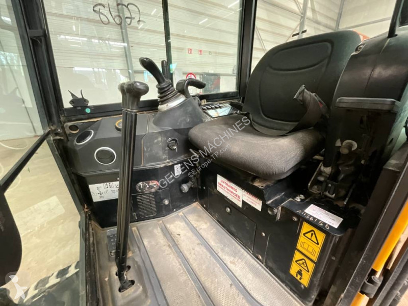 جرافة JCB 16 C-1