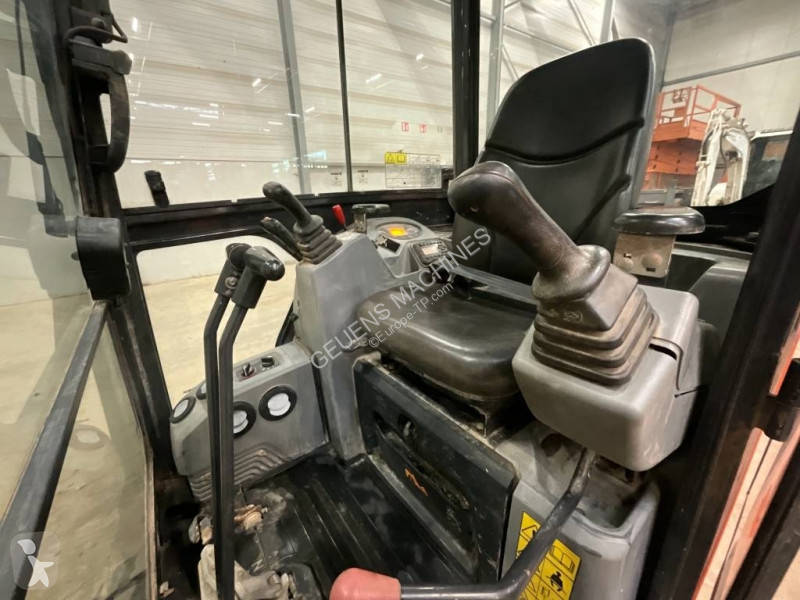 جرافة Doosan DX 19