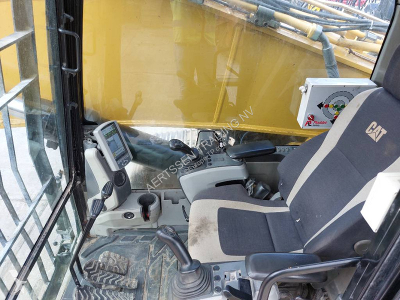 جرافة Caterpillar LXE MHD (17m demolition)
