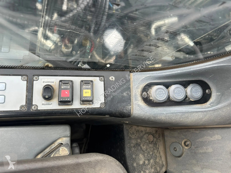 جرافة Liebherr Compact | Powertilt
