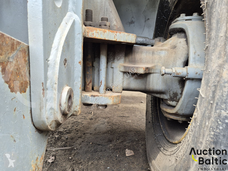 Excavator Mecalac