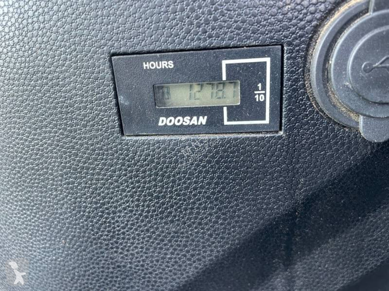 جرافة Doosan DX 100 W 7