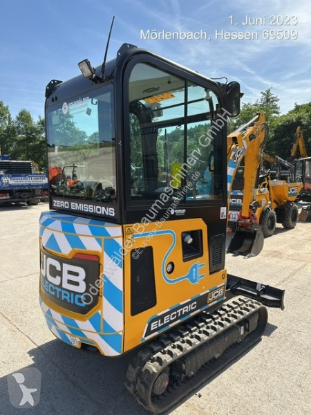 جرافة JCB  19C-1 E-TEC
