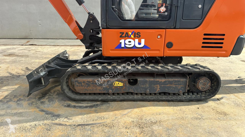 Rýpadlo Hitachi ZX19-6 CR