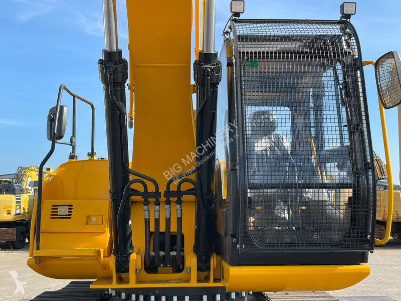 جرافة JCB 205
