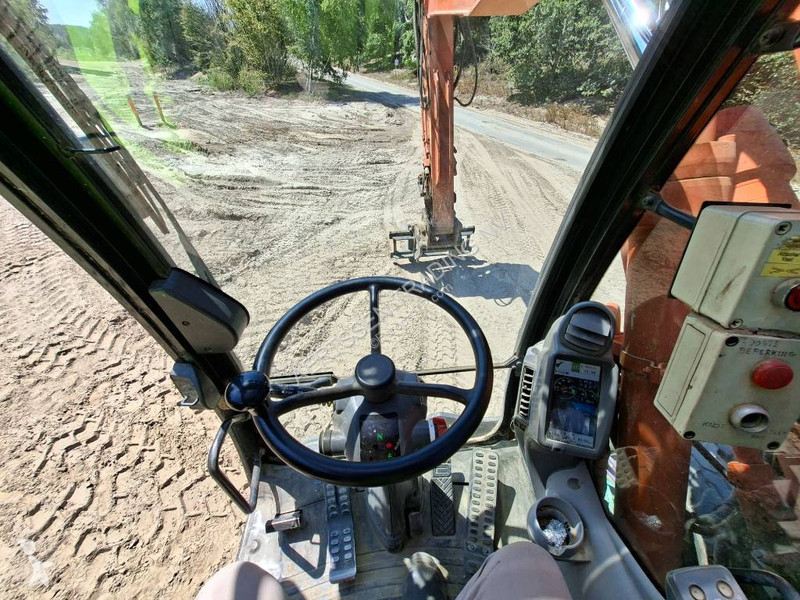 Rýpadlo Hitachi W5 B