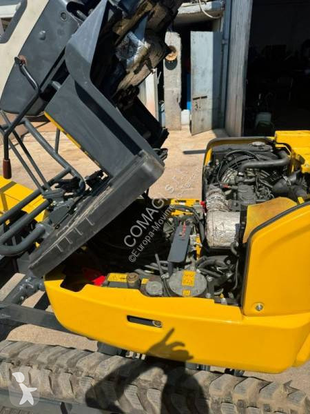 جرافة Komatsu