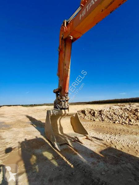 Rýpadlo Hitachi