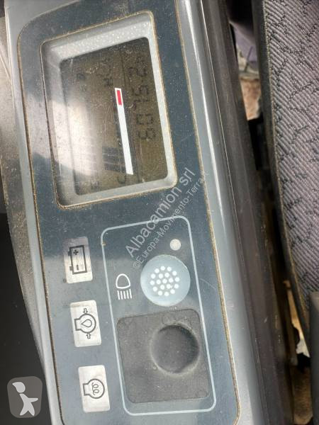جرافة Hitachi