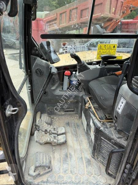 جرافة Caterpillar 305C