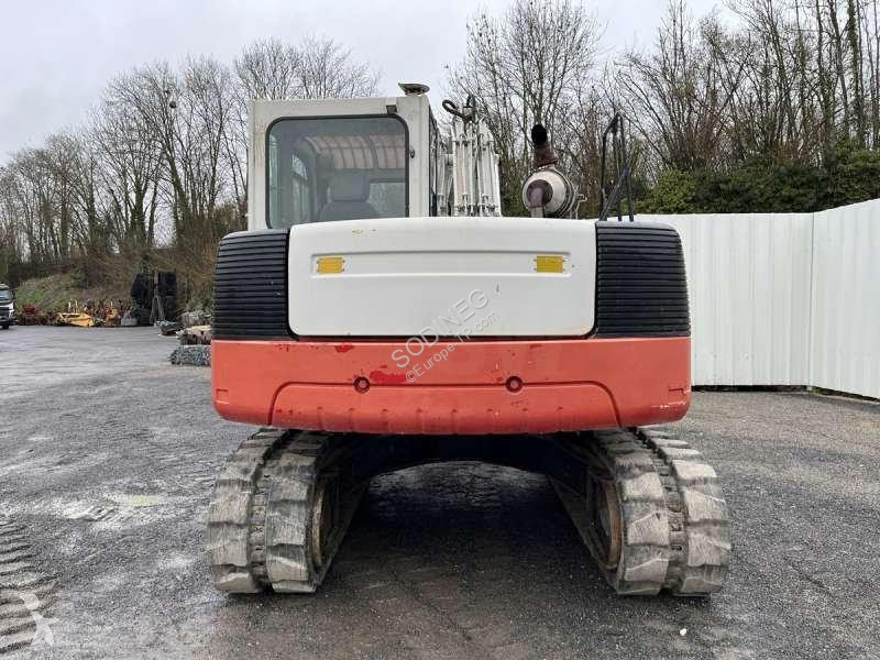 جرافة Takeuchi