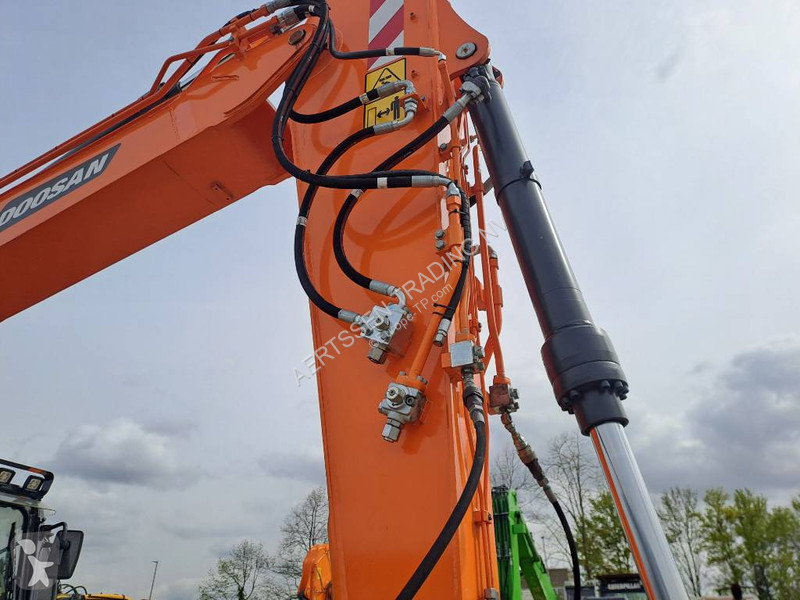 Skovl Develon DX160W-7