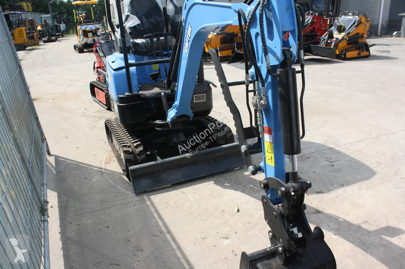 Rýpadlo Crawler CK18
