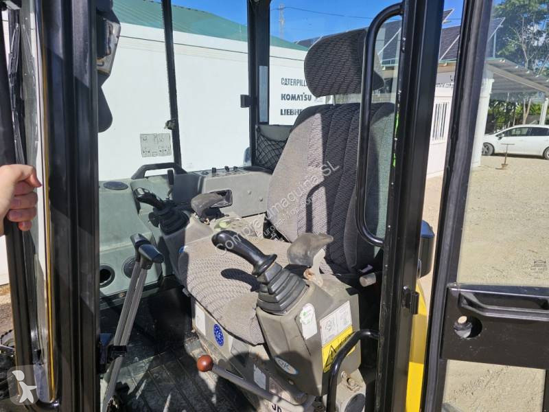 جرافة Yanmar