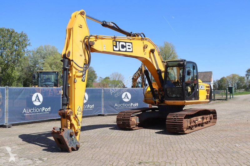 Rýpadlo JCB T4i