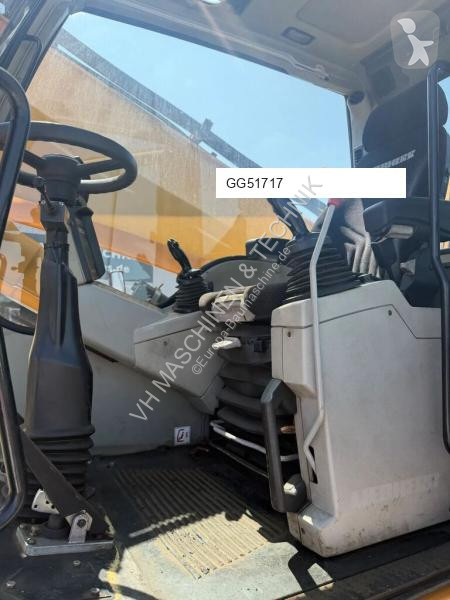 جرافة Liebherr