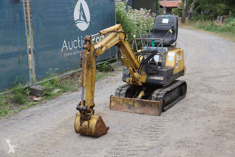 Rýpadlo Komatsu PC03