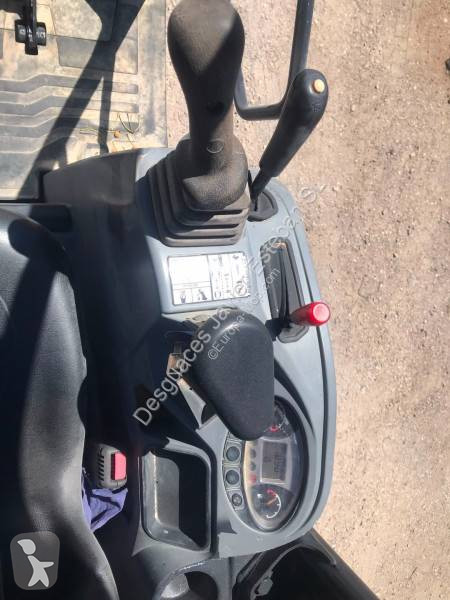جرافة Bobcat E20Z