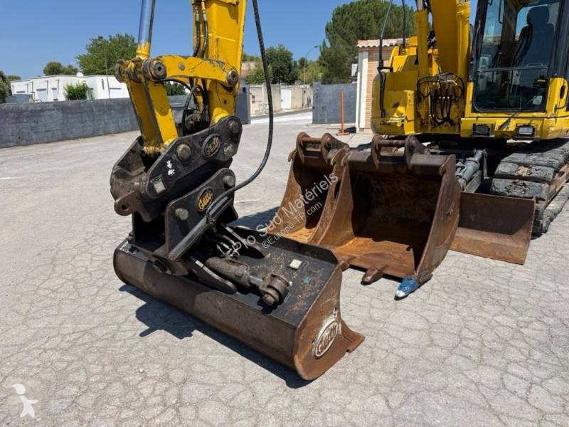 جرافة Komatsu PC138 US-11