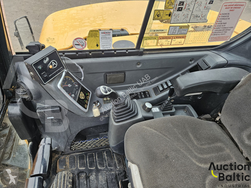 Экскаватор Hyundai Robex 80 CR-9