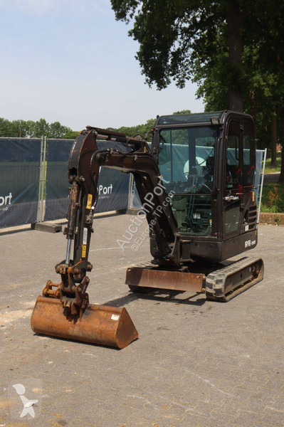 جرافة Hyundai R18-9AK