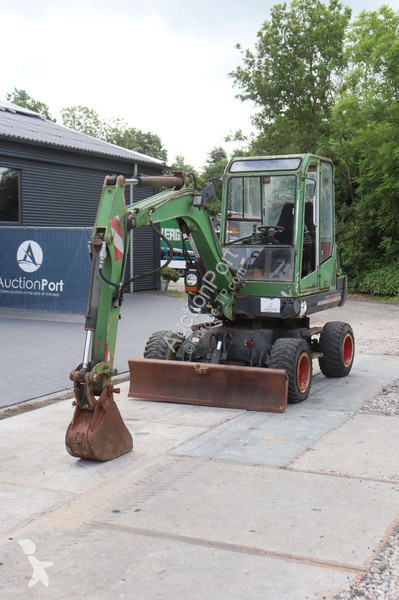 جرافة Neuson 3800 WD