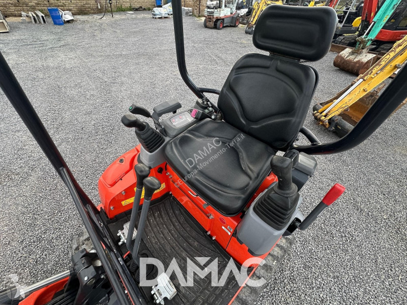 جرافة Kubota U17-3a