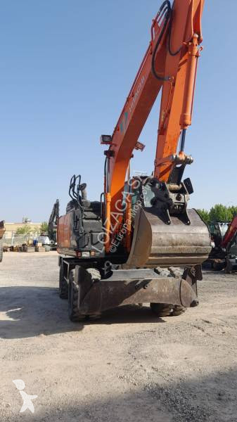جرافة Hitachi ZX-140W-6